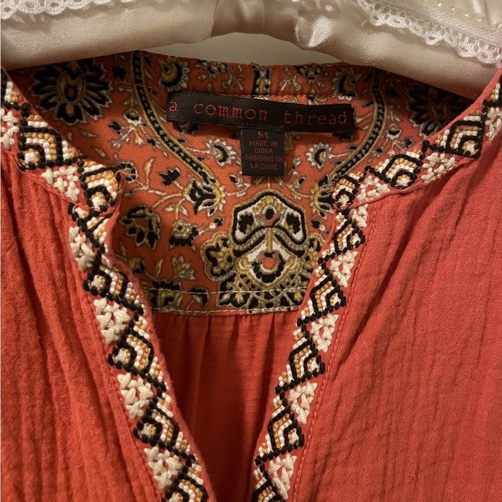 A Common Thread Coral Boho Top - Picture 2 of 4
